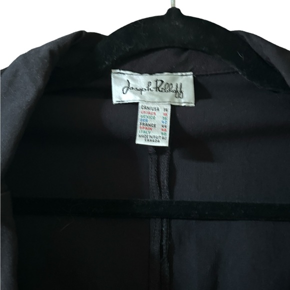 Joseph Ribkoff Size 14 Vintage Black Blazer, 3 button, cuffed sleeves, stretch - Picture 3 of 5